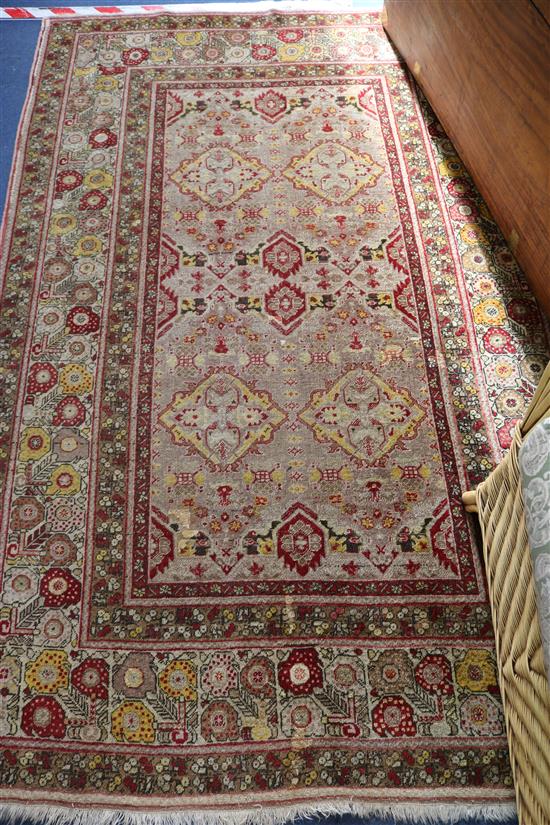 An antique Giordes rug, 205 x 136cm